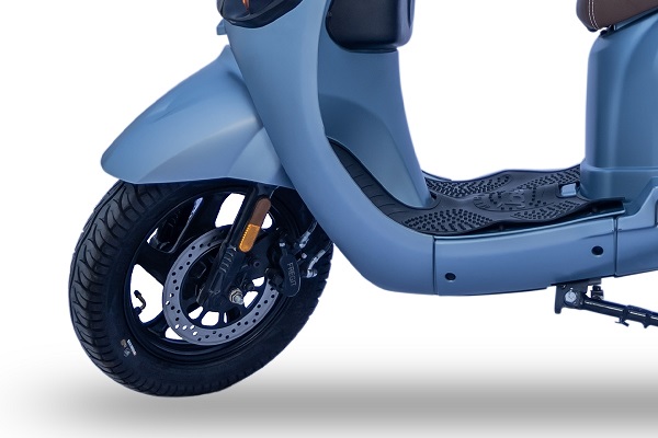 combi brake system in electric scooter